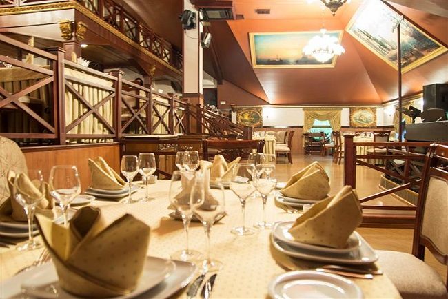 رستوران البارا در باکو یکی از معروفترین رستوران های باکو