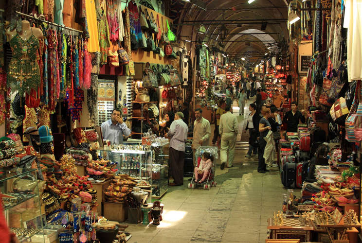 بازار بزرگ Grand bazar Kapalıçarşı استانبول عجیب ترین تجربه ی خرید