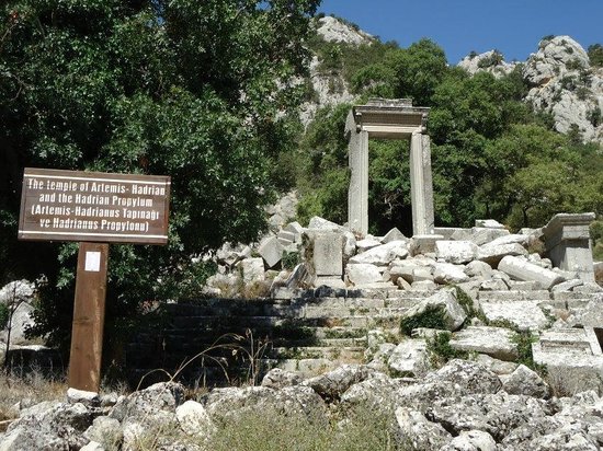 گذری به دنیای قدیم در شهر قدیمی ترمسوس Termessos آنتالیا