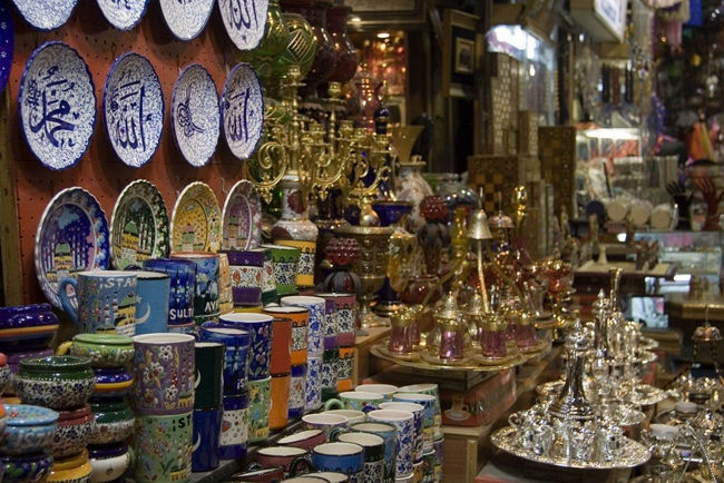 فروشگاه موهلیس Muhlis Shop استانبول فروشگاهی برای خرید عتیقه های زمان عثمانی
