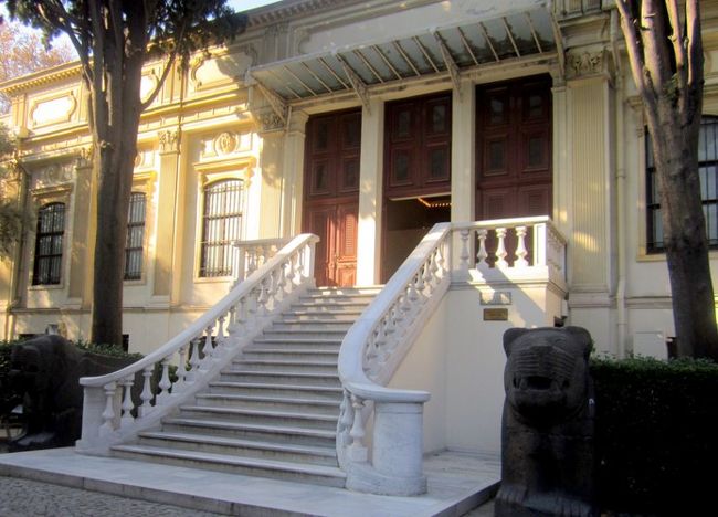 موزه شرق باستان و موزه باستان شناسی استانبول