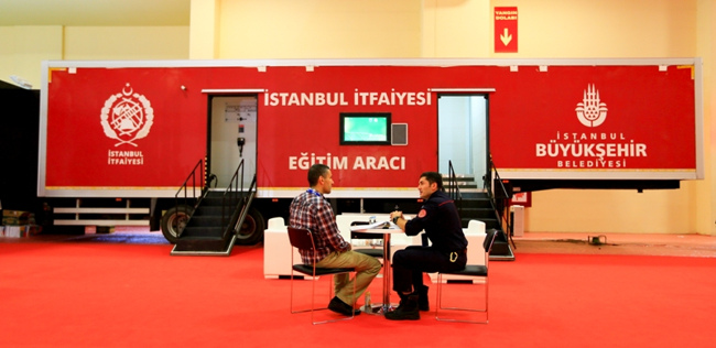 آشنایی با تجهیزات ایمنی و آتش نشانی در نمایشگاه بین المللی آتش نشانی و امداد ISAF استانبول