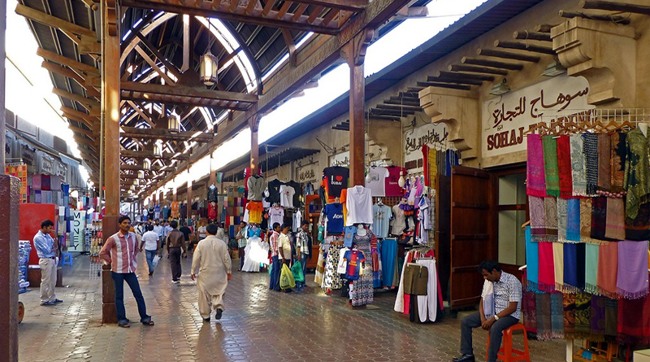 بازار کرامه Al karama دبی مکانی برای خرید کالاهای ارزان در دبی