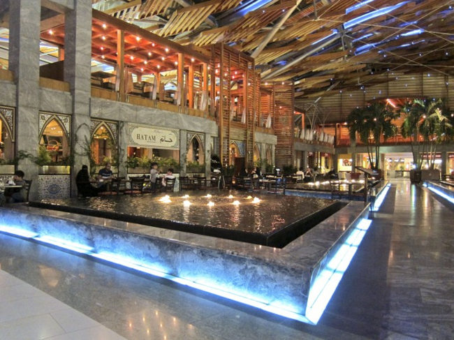 مرکز خرید برجمان Burjuman mall دبی، محلی برای یافتن تمام برندهای جهانی در یک جا