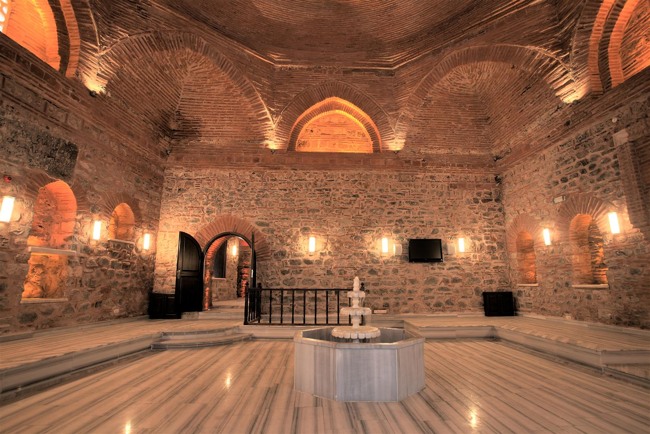 حمام تاریخی بیلر بییسی beylerbeyisi استانبول تجربه‌ای فراتر از یک سفر تفریحی
