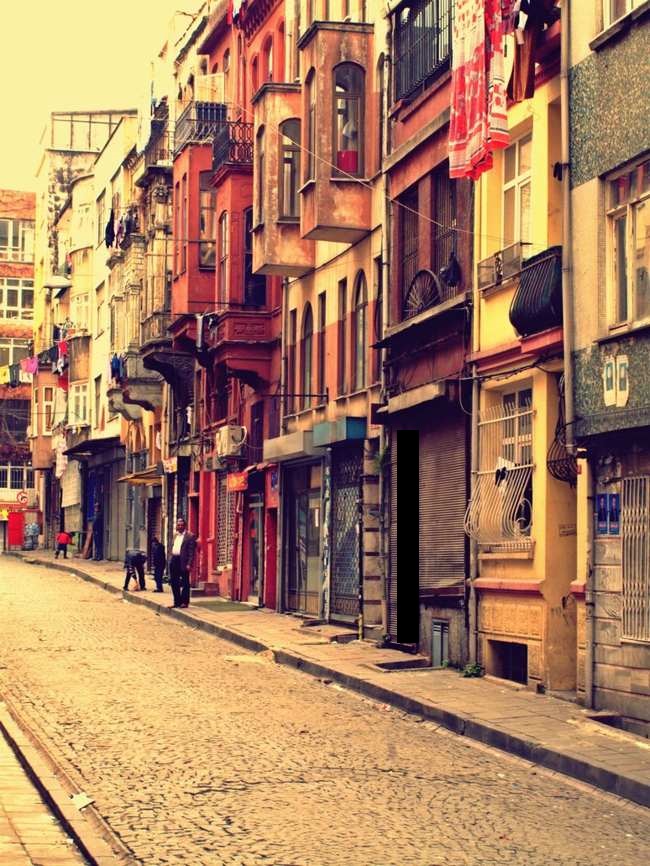 خیابان فاتیح استانبول متفاوت‌ترین تجربه در کشور ترکیه