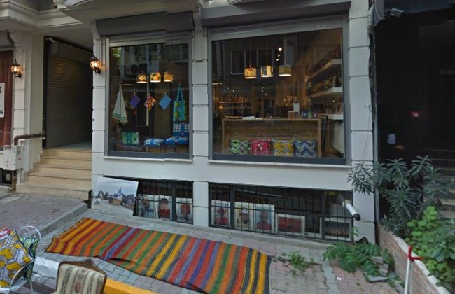 فروشگاه جواهرات اوزلم تونا استانبول مکانی برای خرید و بازدید از زیباترین جواهرات