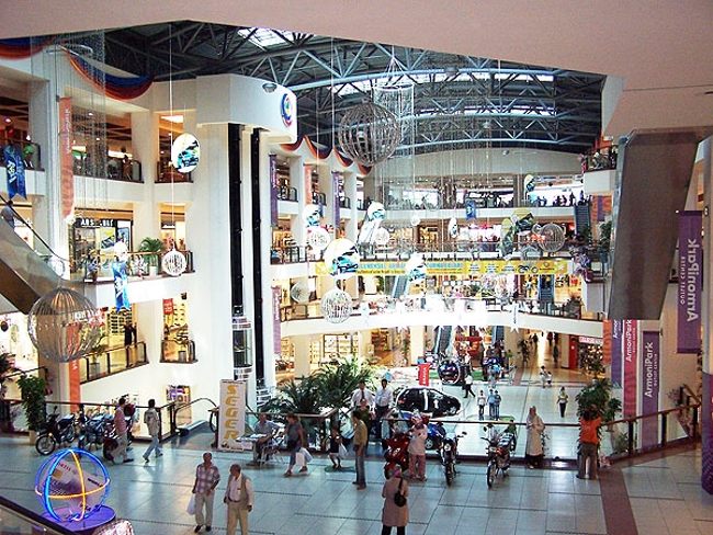 مرکز خرید کاپیتول استانبول مکانی عالی برای خرید در تور استانبول