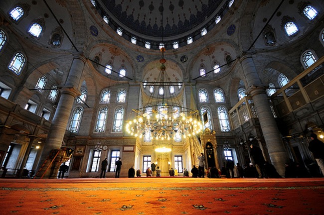 مسجد جامع ایوب سلطان استانبول میعادگاهی معنوی و مقدس‌ترین زیارتگاه ترکیه