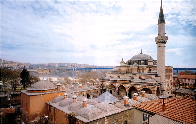 مسجد زال محمود پاشا استانبول،یادگاری از وزیر و سیاستمدار عثمانی قرن شانزدهم میلادی
