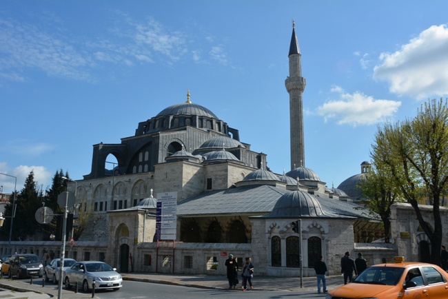 مسجد قلیچ علی پاشا ،رازی در دل شهر استانبول