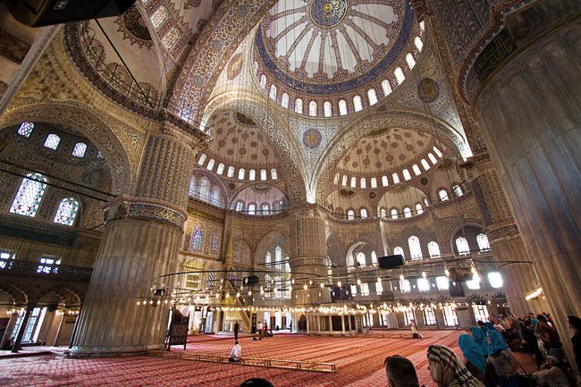 مسجد لاله لی نماد معنویت و آرامش شهر استانبول