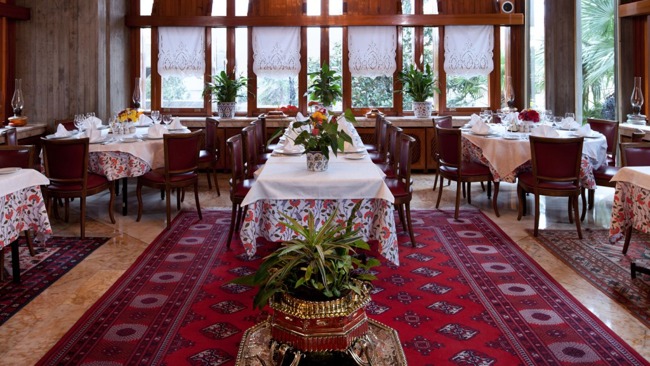 رستوران بیتی استانبول Beyti Restaurant ، نگینی طلایی در این شهر