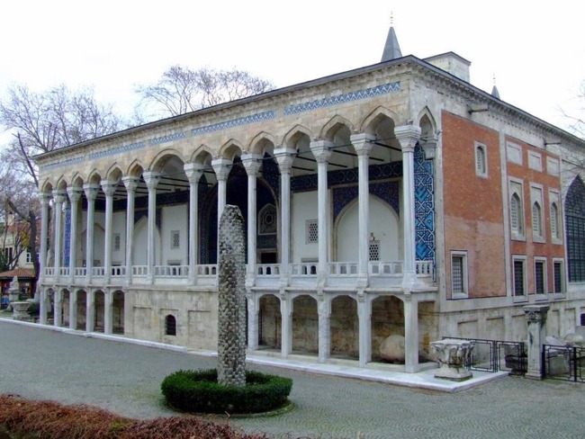 عمارت چینیلی استانبول Çinili Köşk، بنای عثمانی دیگری در دل پایتخت هنر
