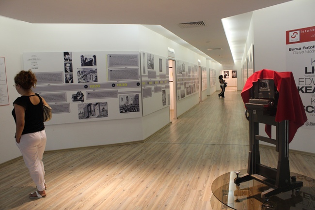 موزه عکس استانبول Istanbul Fotograf Museum، موزه ای به رنگ آبی هنر